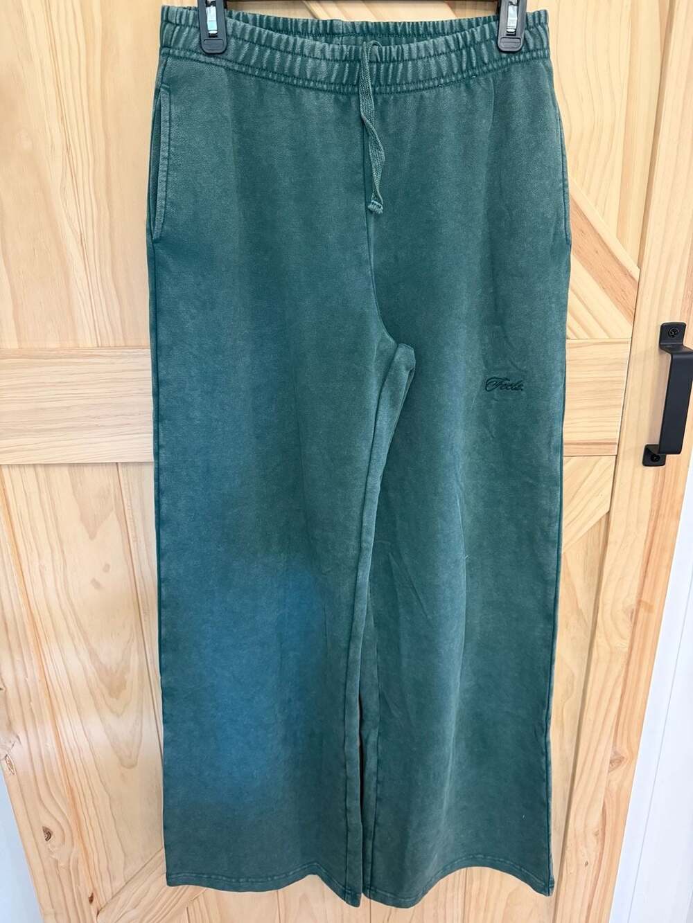 Feelz Washed Wide Leg Sweatpants in Dark Green